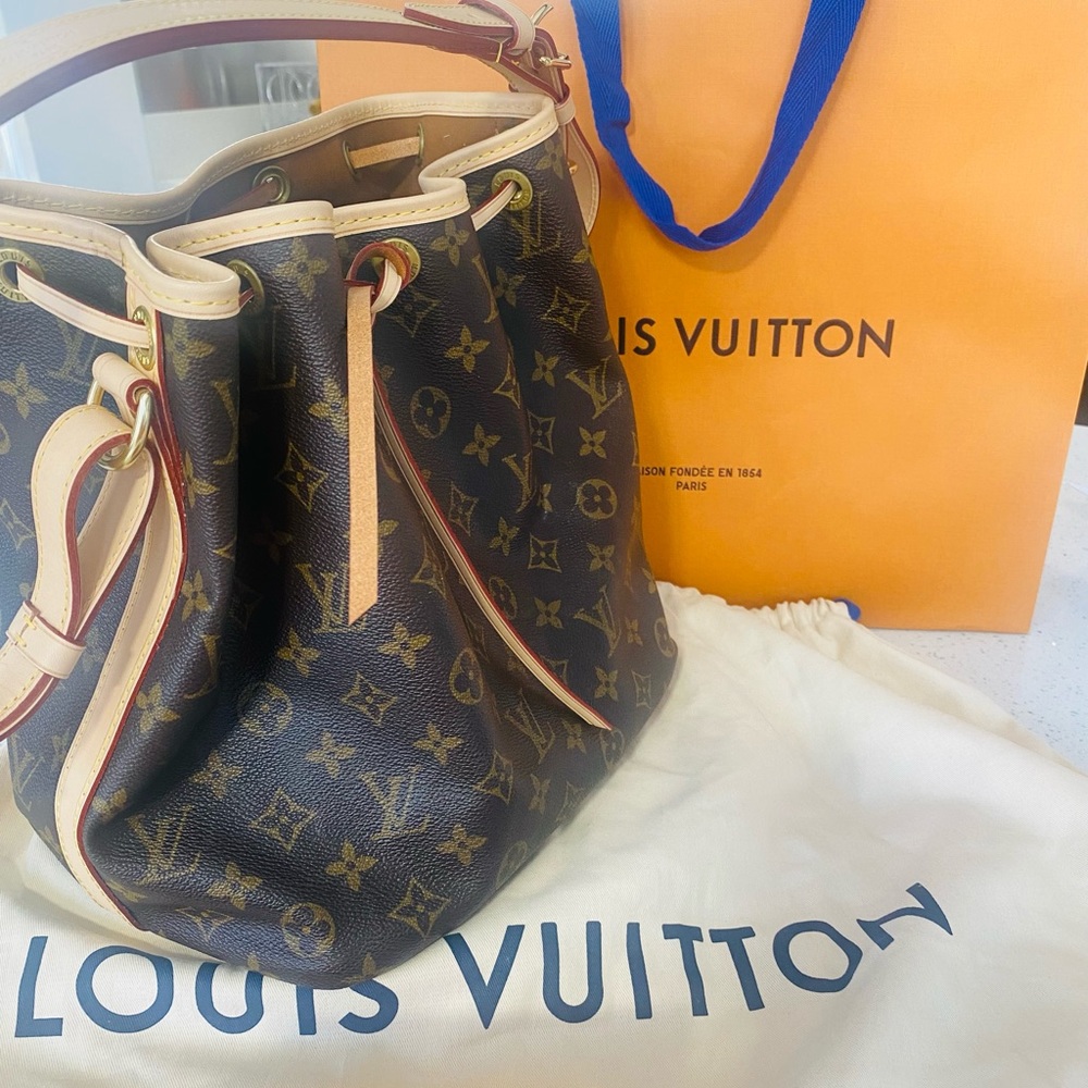 Authentic LV Monogram Canvas Noe- Stunning New Vachetta - Picture 16 of 17